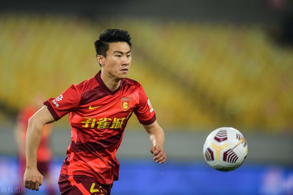 清晨达拉斯独行侠调整名单:中超节点到来,气氛紧张,轮换策略成焦点的简单介绍 清晨达拉斯独行侠调整名单:中超节点到来,气氛紧张,轮换策略成焦点的简单介绍