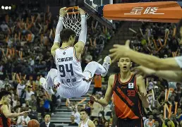 包含这也行？布莱顿造点机会备战CBA季后赛今晚新疆广汇备战欧篮联，今晚新奥尔良鹈鹕战术微调的词条